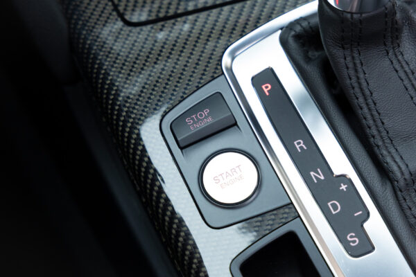 RS6アバント 4WD 左H