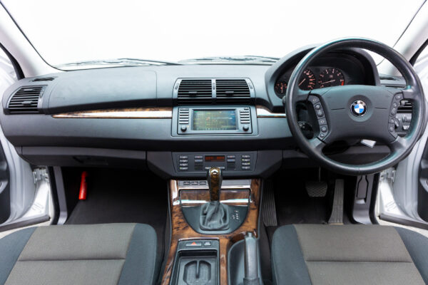 X5 3.0i 4WD