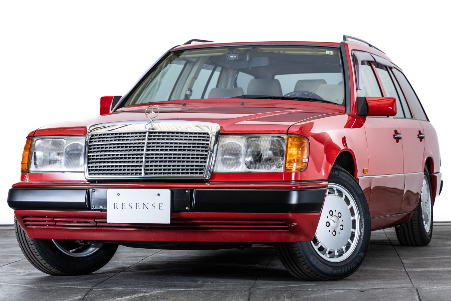 ミディアムクラスワゴン 300TE 左H