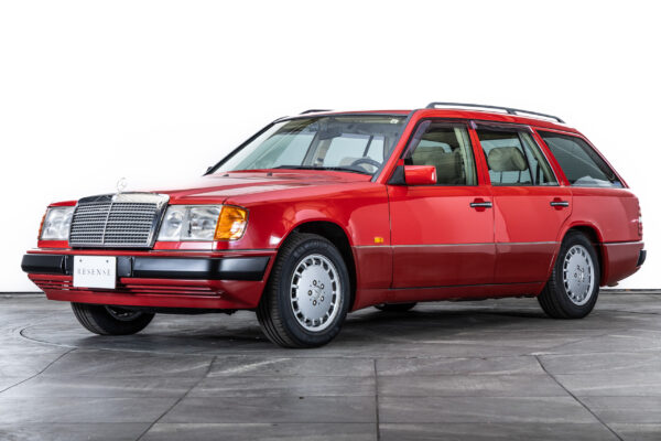 ミディアムクラスワゴン 300TE 左H