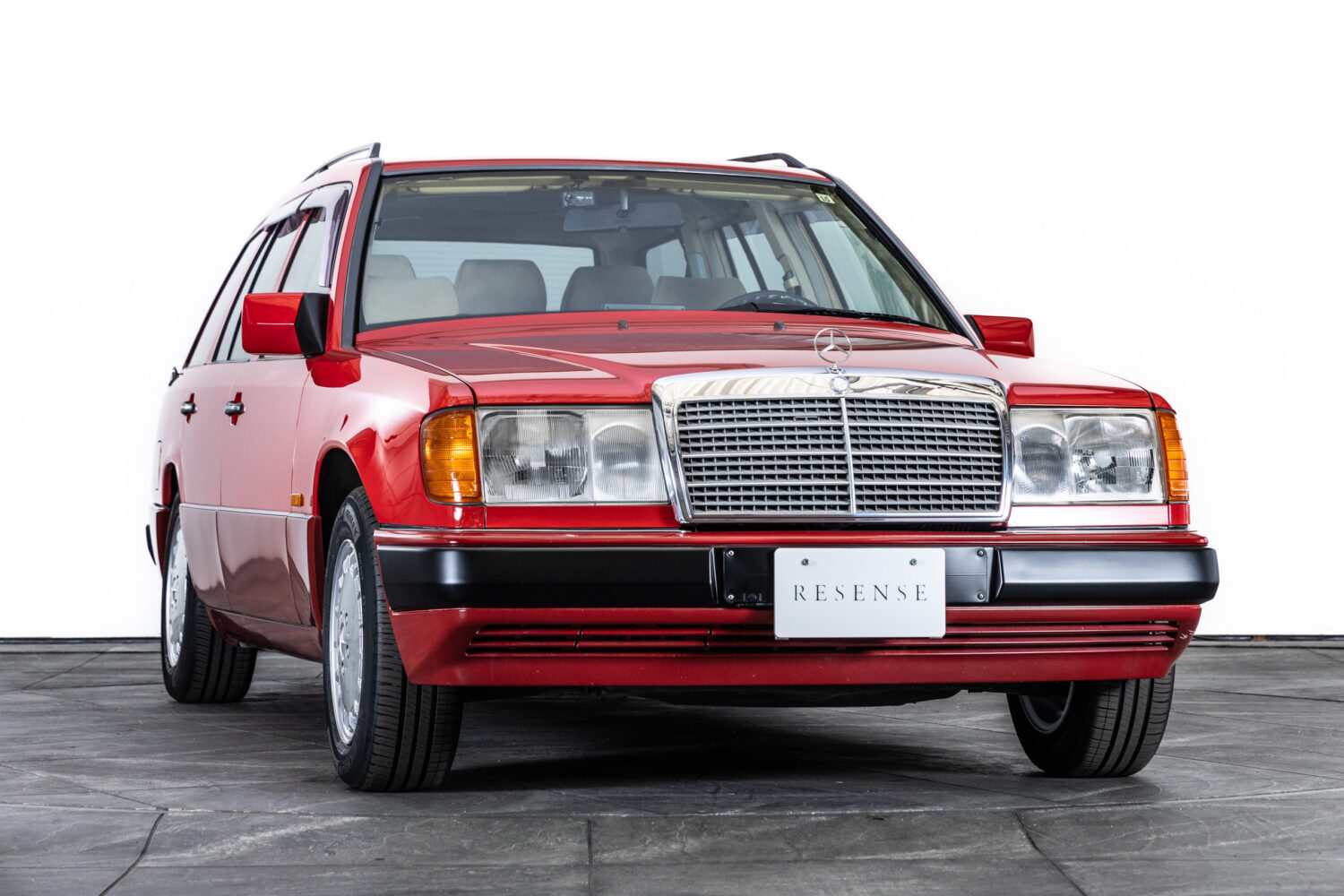 ミディアムクラスワゴン 300TE 左H