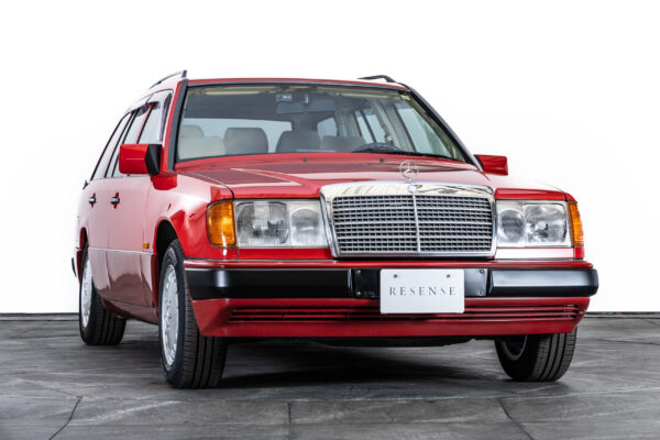 ミディアムクラスワゴン 300TE 左H
