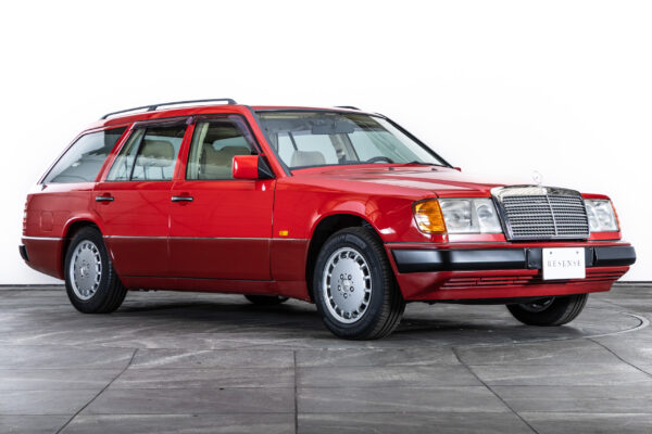 ミディアムクラスワゴン 300TE 左H