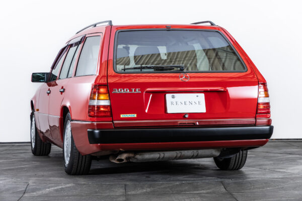 ミディアムクラスワゴン 300TE 左H