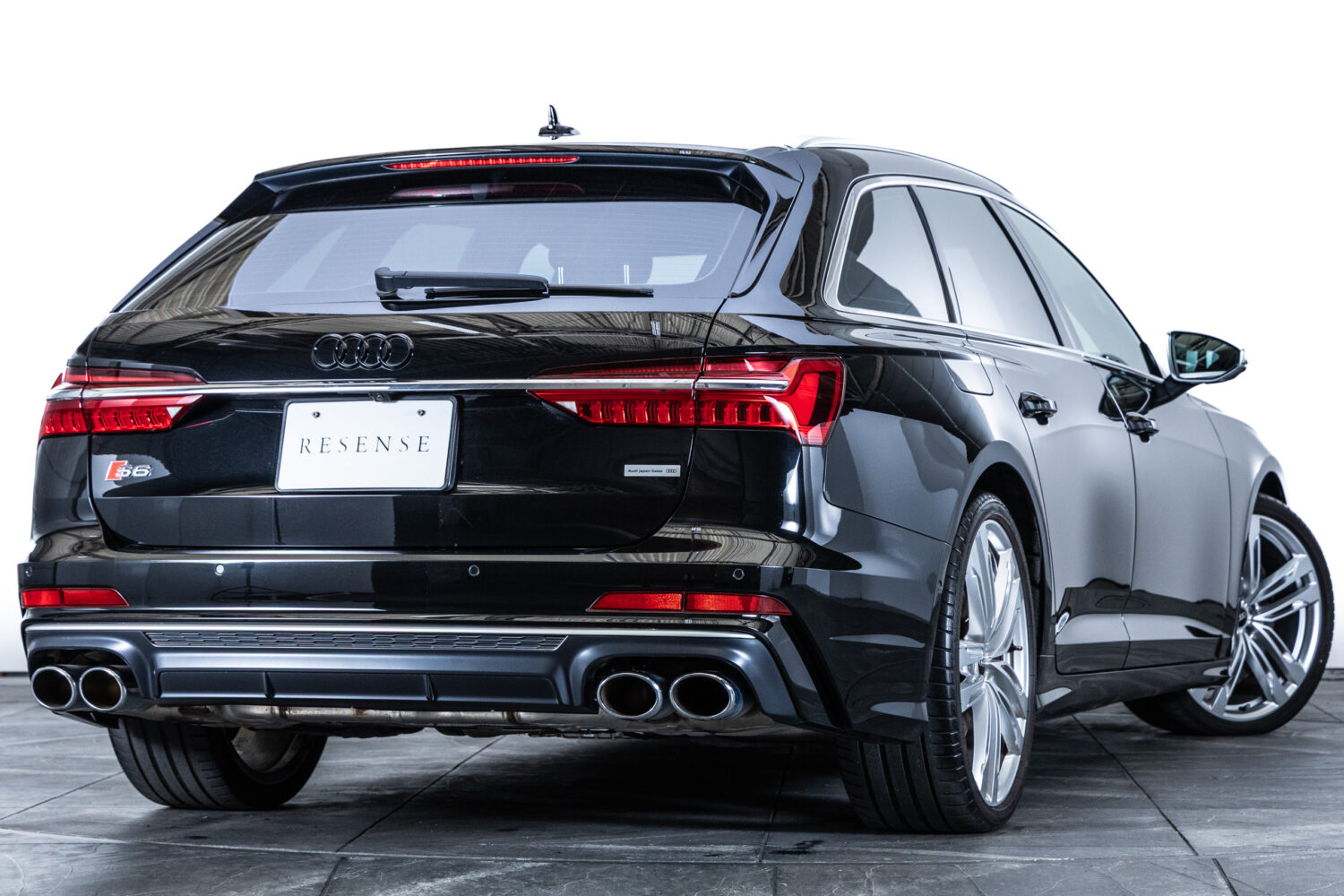 S6 アバント4WD