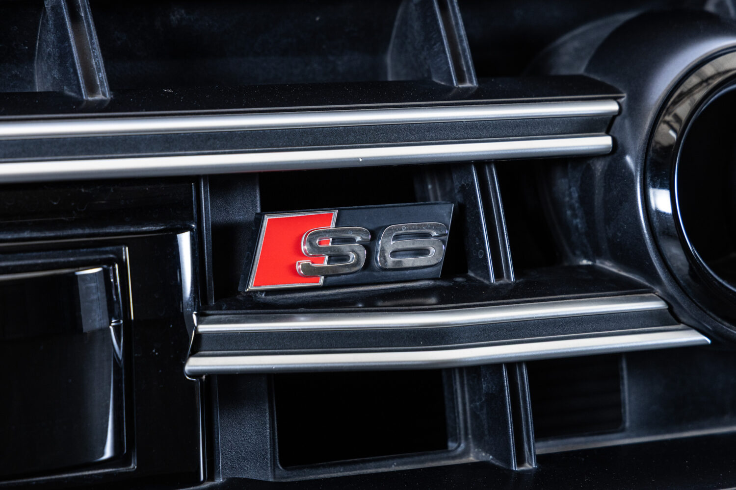 S6 アバント4WD