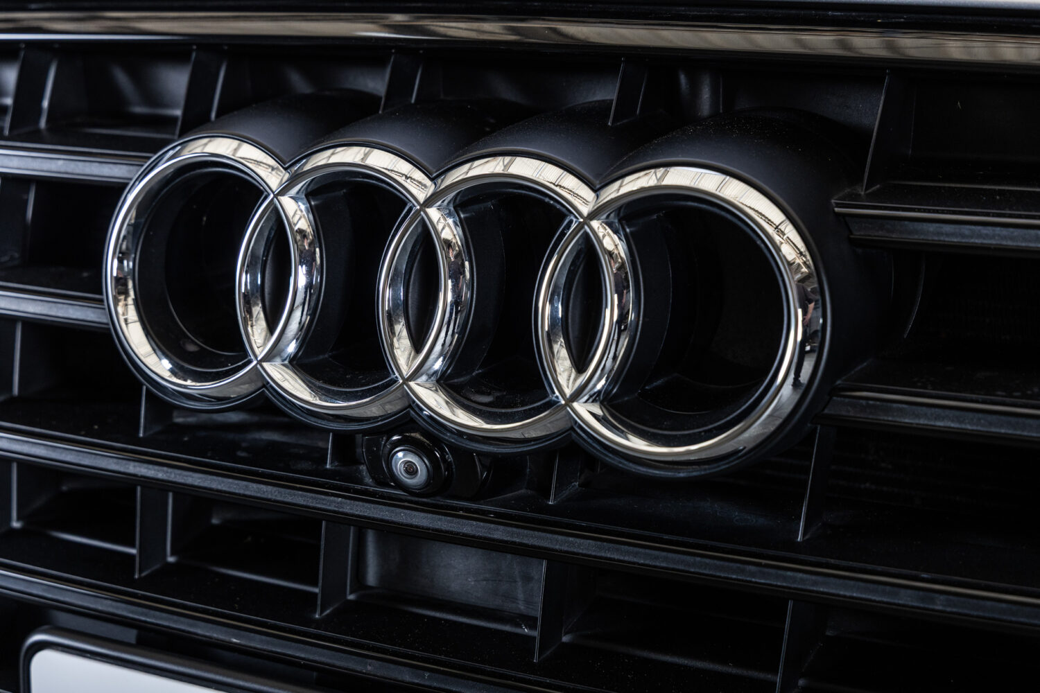 S8プラス 4WD