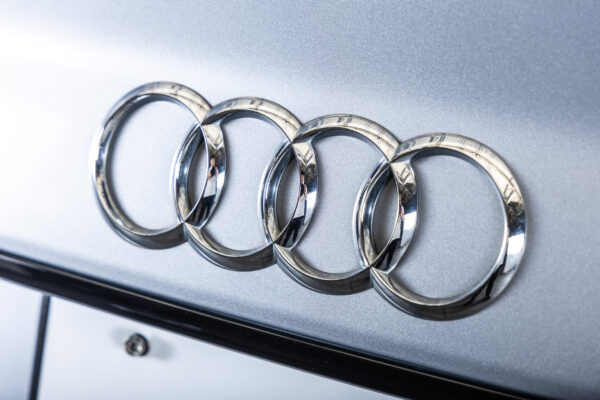 S8プラス 4WD