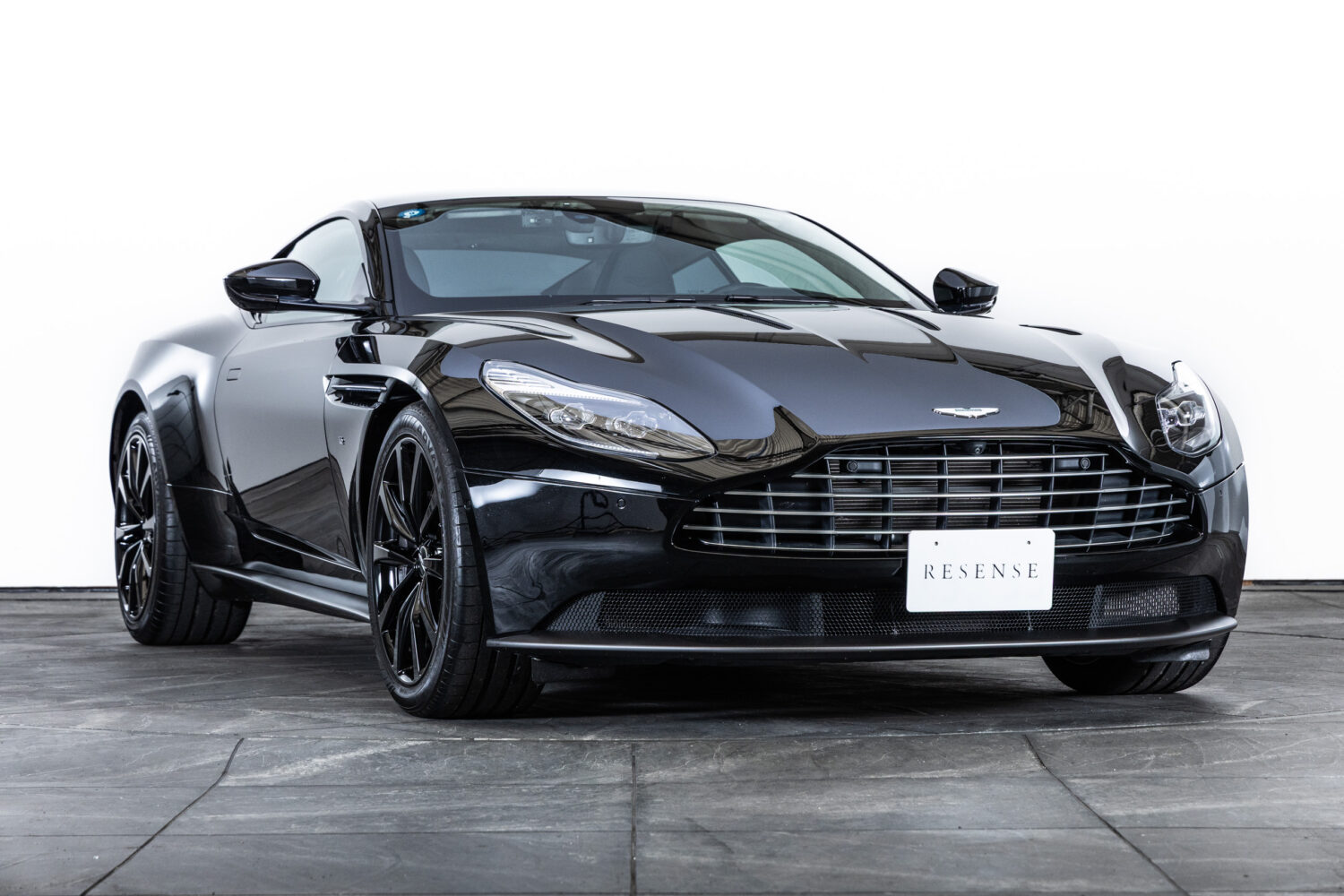 DB11 5.2 V12