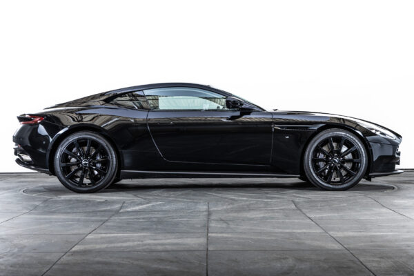 DB11 5.2 V12
