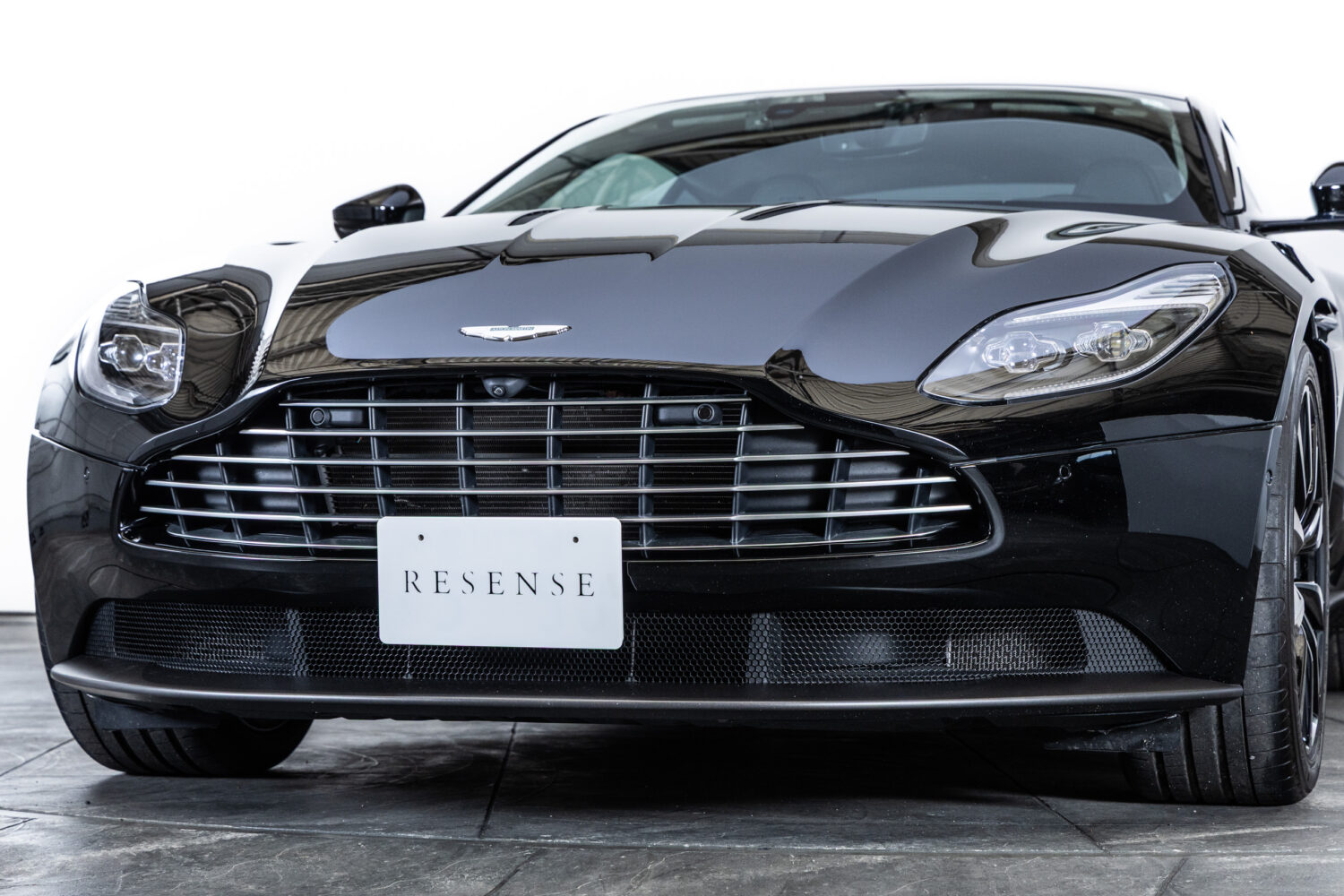 DB11 5.2 V12