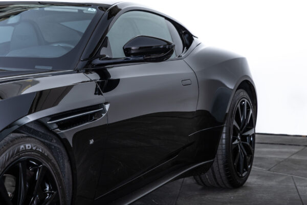 DB11 5.2 V12
