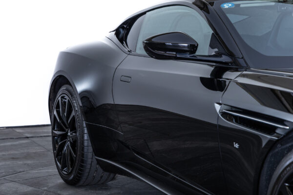 DB11 5.2 V12