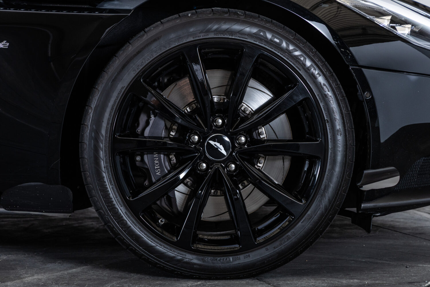 DB11 5.2 V12
