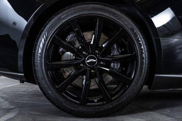 DB11 5.2 V12