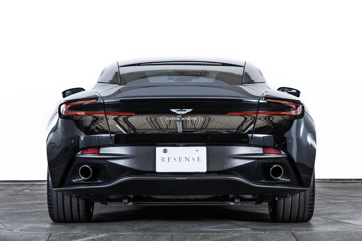 DB11 5.2 V12