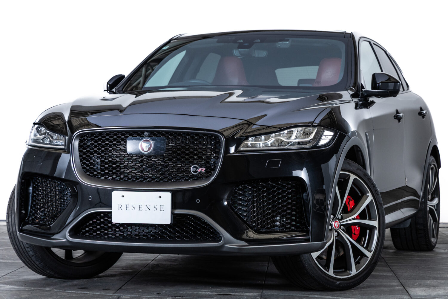 Fペイス SVR 5.0L P550 4WD