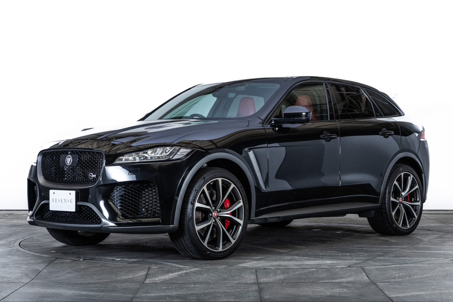 Fペイス SVR 5.0L P550 4WD