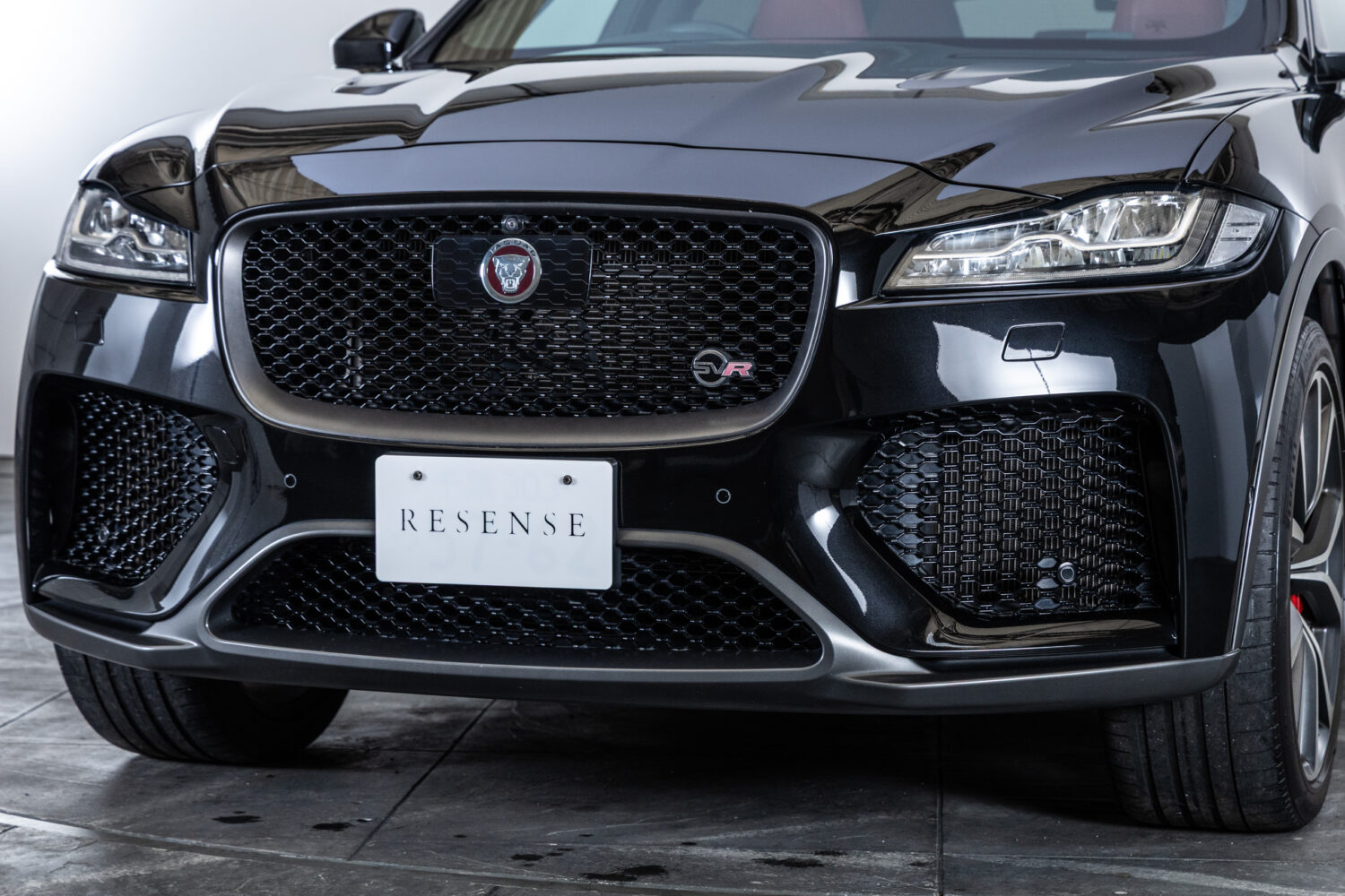 Fペイス SVR 5.0L P550 4WD