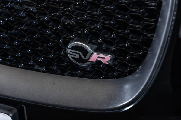 Fペイス SVR 5.0L P550 4WD