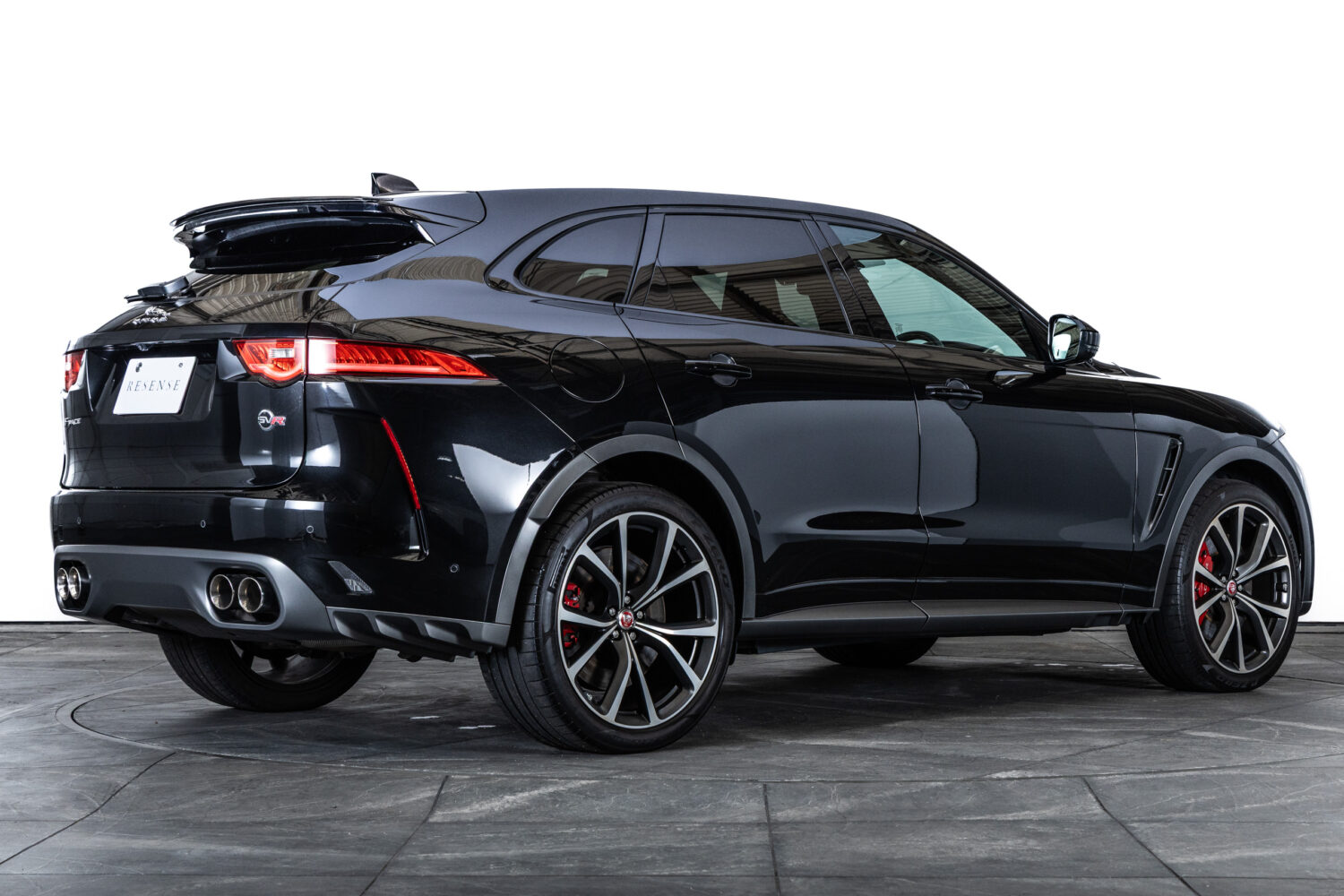 Fペイス SVR 5.0L P550 4WD
