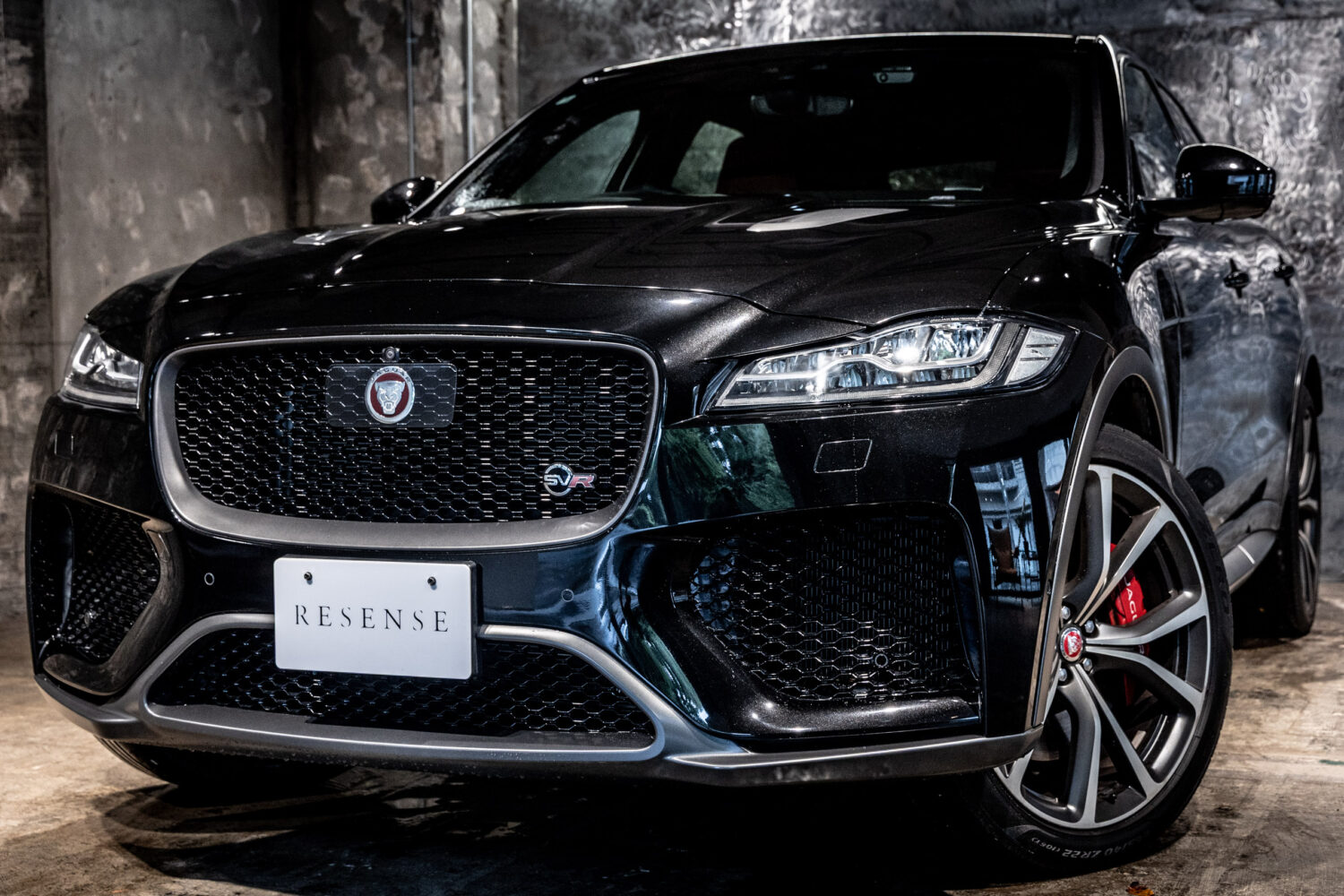 Fペイス SVR 5.0L P550 4WD