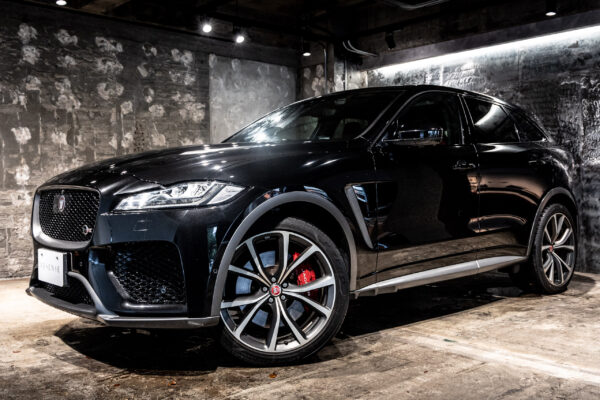 Fペイス SVR 5.0L P550 4WD