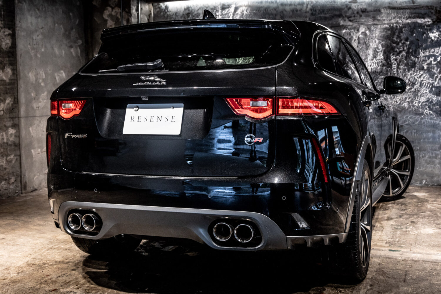 Fペイス SVR 5.0L P550 4WD