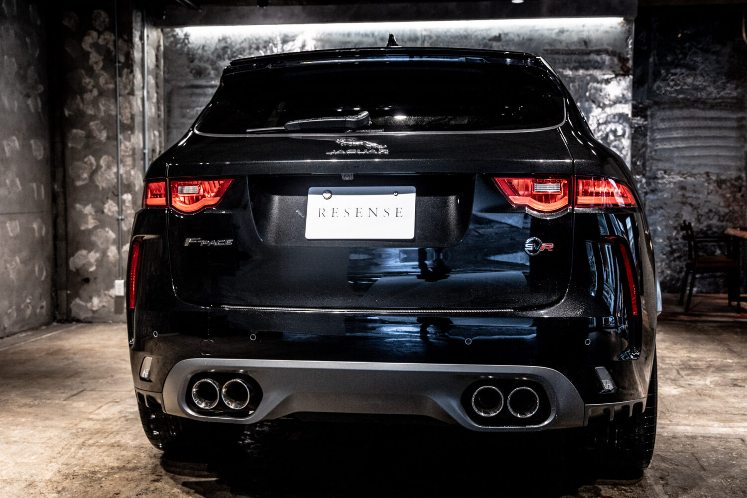Fペイス SVR 5.0L P550 4WD