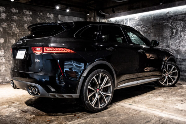 Fペイス SVR 5.0L P550 4WD