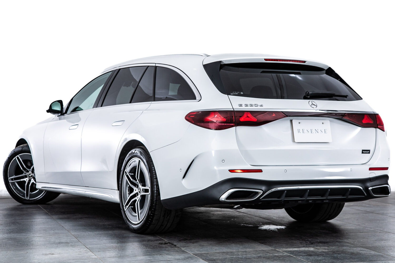Eクラス E220d ワゴン アバンギャルド ISG 搭載