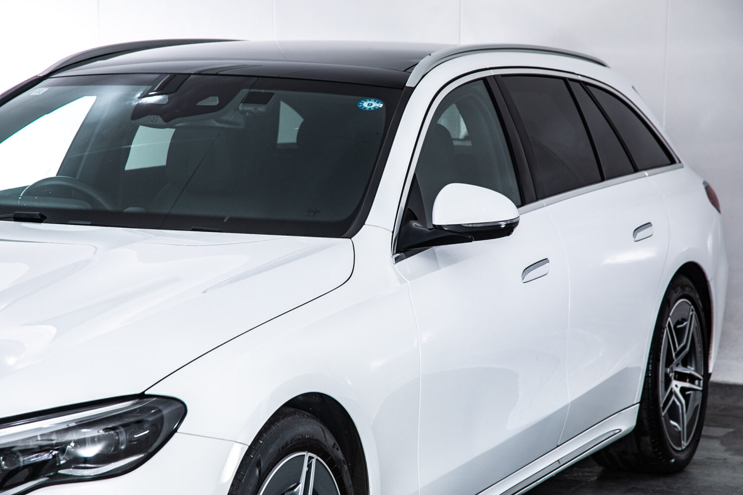 Eクラス E220d ワゴン アバンギャルド ISG 搭載