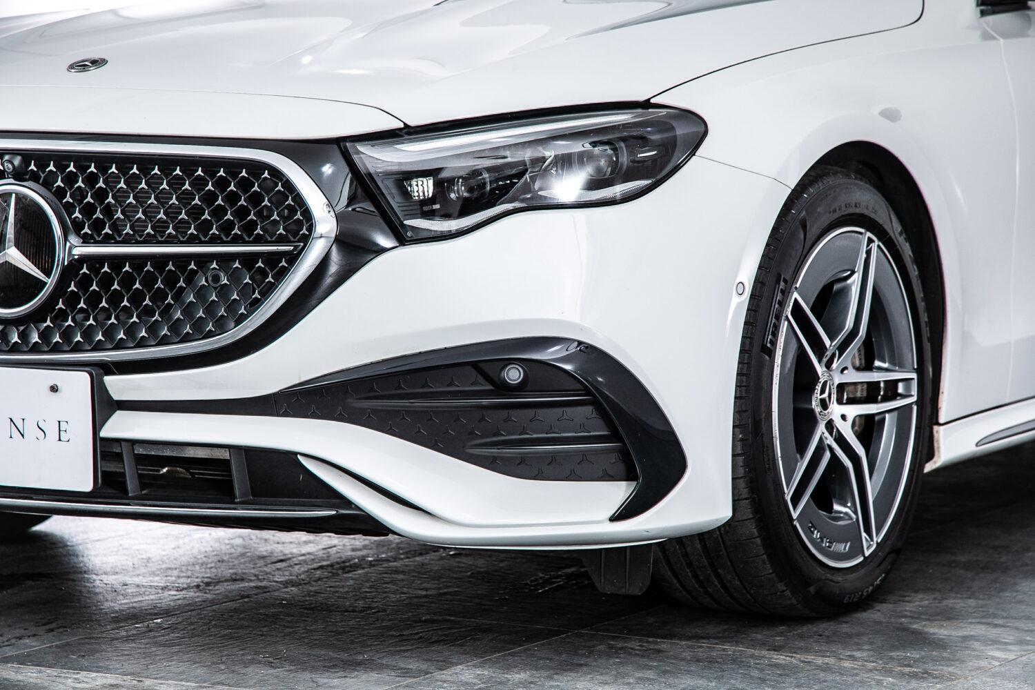 Eクラス E220d ワゴン アバンギャルド ISG 搭載
