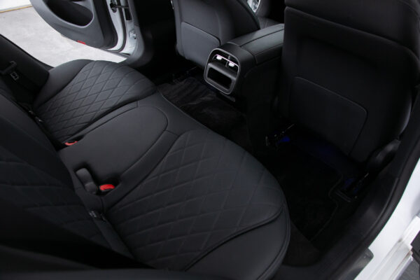 Eクラス E220d ワゴン アバンギャルド ISG 搭載
