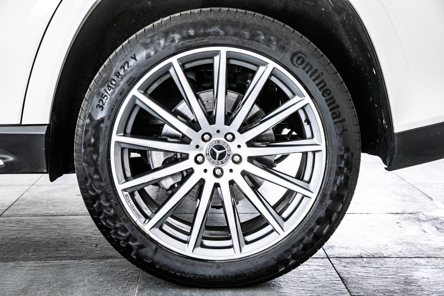 GLSクラス GLS450d 4マチック ISG搭載 AMGラインPKG