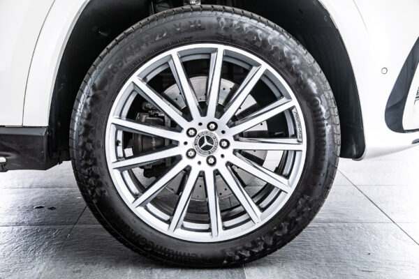 GLSクラス GLS450d 4マチック ISG搭載 AMGラインPKG