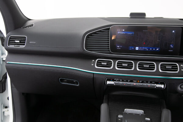 GLSクラス GLS450d 4マチック ISG搭載 AMGラインPKG