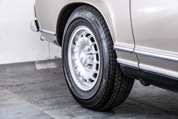 SLクラス 280SL